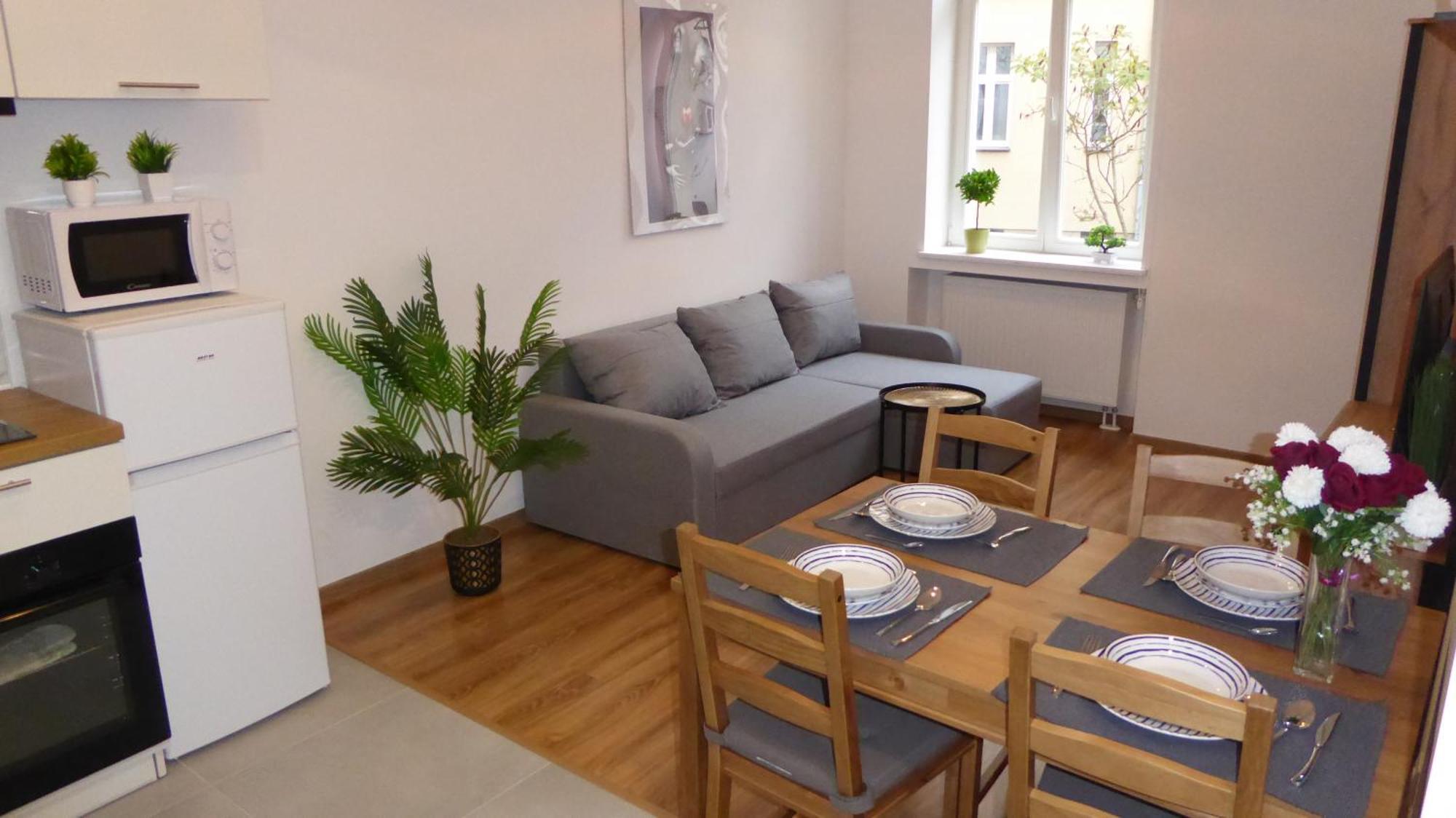 Apartament Love On 5 - Milosc Na 5 莱格尼察 外观 照片